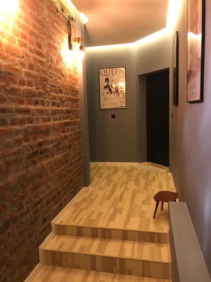 Courthouse Slavi Apartment *